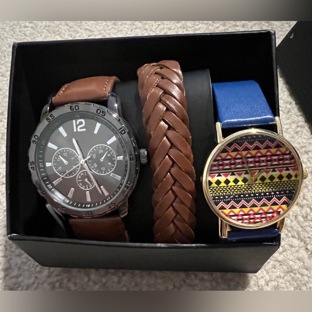 Man and women watch set brand new